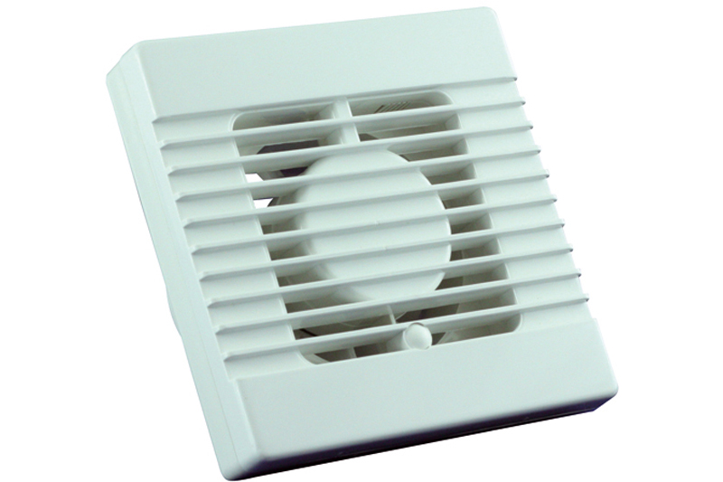 61810100 Badkamer-/ toiletventilator EF 150 VT wit